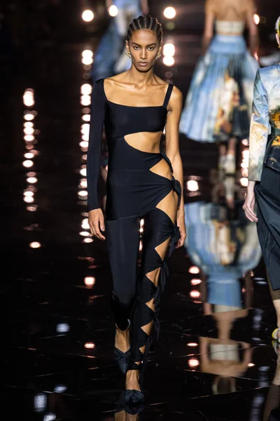 Look 23